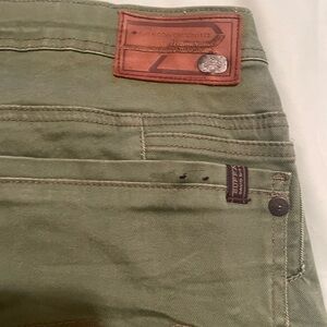 Green Buffalo Men’s jeans.